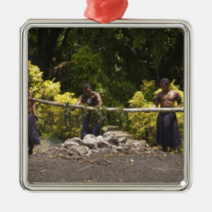 Ornamento De Metal Firewalkers, Centro Cultural Polinésia, Viti