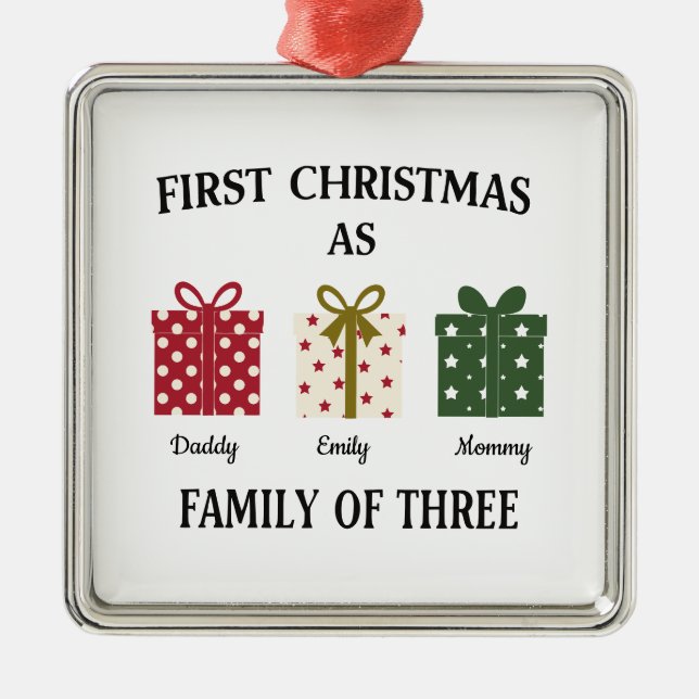 Ornamento De Metal First Christmas as Family of Three Gift (Frente)