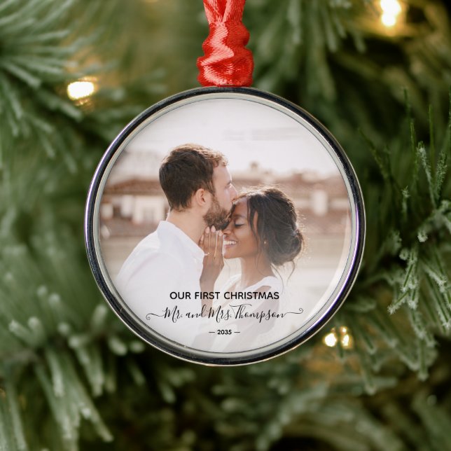 Ornamento De Metal First Christmas Photo Mr Mrs  Script Newlyweds  (Árvore)