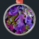 Ornamento De Metal Flores magenta púrpura amarelas Hydrangas<br><div class="desc">Hidrópias roxas muito bonito com um toque de dedos e amarelos. Perfeito para primavera, verão ou eventos de outono. Lindas hagens púrpuras para ocasiões de campo, boho, jardim e tema floral. Para começar a alterar nomes e detalhes do evento, clique em "Personalizar este modelo" e edite o texto nas caixas...</div>