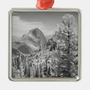 Ornamento De Metal Foto infravermelha no lado leste do Yosemite Natio