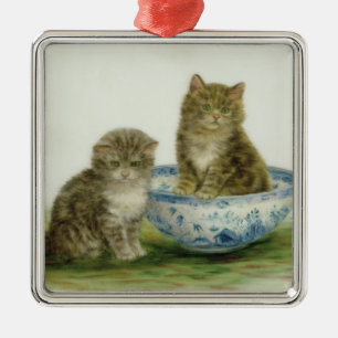 Ornamento De Metal Gatinho em uma bacia azul de China