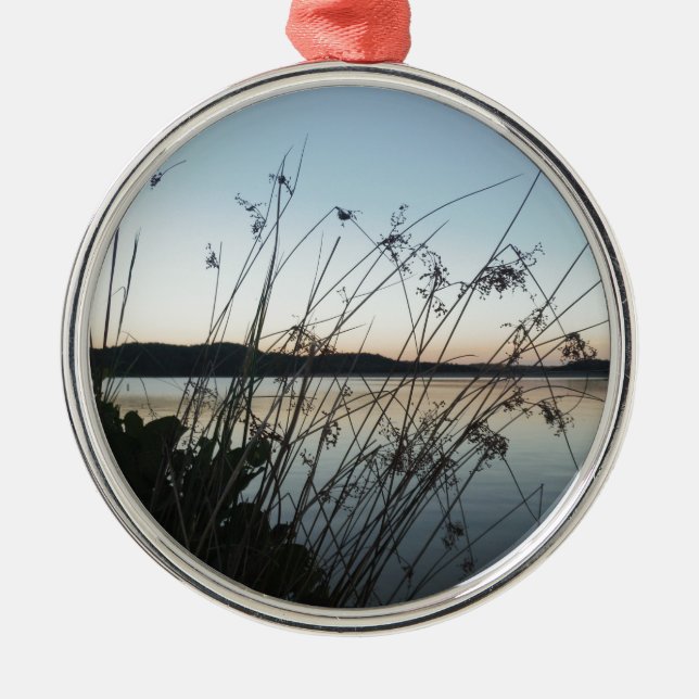 Ornamento De Metal Grãos no lago Sunset (Frente)