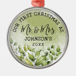 Ornamento De Metal Greenery deixa o primeiro Natal como Sr. e Sra.