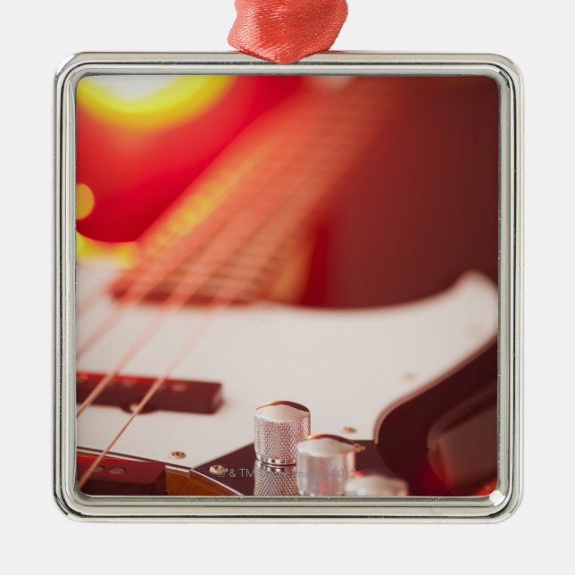 Ornamento De Metal Guitarra baixa (Frente)
