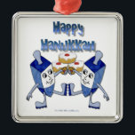 Ornamento De Metal Hanukkah Dancing Dreidels e Jelly Doughnut<br><div class="desc">Você está vendo The Lee Hiller Designs Collection of Home and Office Decor,  Roupa,  Gifts and Coleções. As Designs incluem Lee Hiller Photoographic e Mixed Media Digital Art Collection. Você pode ver sua fotografia da Nature em http://HikeOurPlanet.com/ e seguir seu blog de caminhada no Hot Primavera National Park.</div>