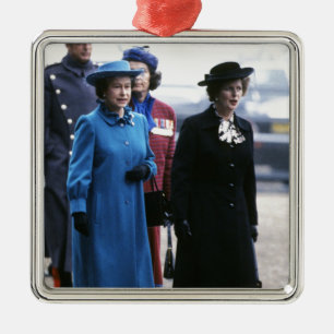 Ornamento De Metal HM Queen Elizabeth II-Margaret Thatcher