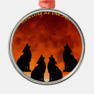 Ornamento De Metal Howling na Lua
