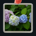 Ornamento De Metal Hydrangeas<br><div class="desc">Lindas e românticas hidrelétricas cor-de-rosa roxa-roxa- fotografia de H Cooper</div>