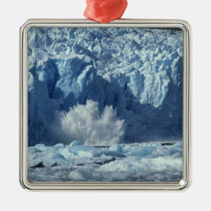Ornamento De Metal Iceberg recém-desprendido espirrando em águas fria