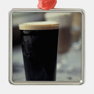 Ornamento De Metal Irlanda. Cerveja preta.