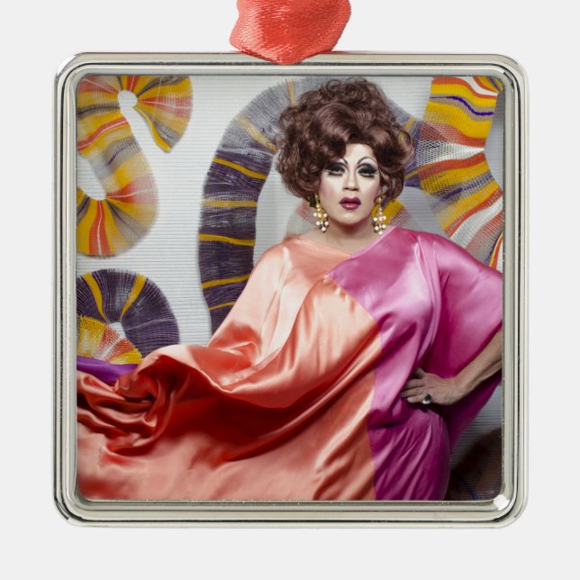 Ornamento De Metal Juanita MAIS! (Frente)