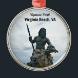 Ornamento De Metal King Neptune Park, Virginia Beach, VA<br><div class="desc">Feche a estátua do Rei Netuno,  no Parque Netuno,  Virginia Beach,  VA.</div>