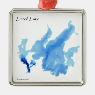 Ornamento De Metal Lago Leech detalhado