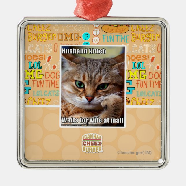 Ornamento De Metal Marido Kitteh (Frente)