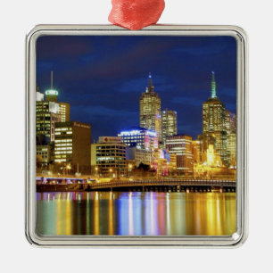 Ornamento De Metal Melbourne, Austrália. Uma visão noturna dos 2