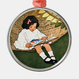 Ornamento De Metal Menina Antiga Lendo em uma Rede