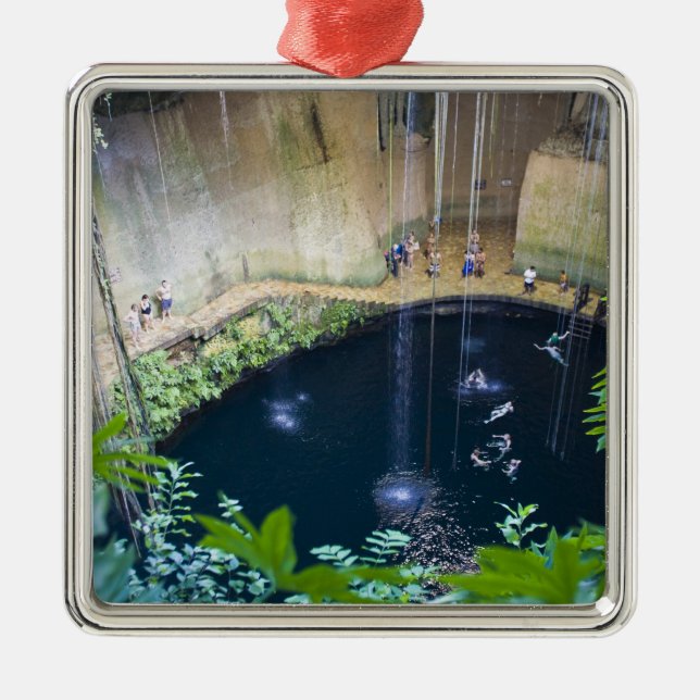 Ornamento De Metal México, Quintana Roo, perto de Chichen Itza, (Frente)