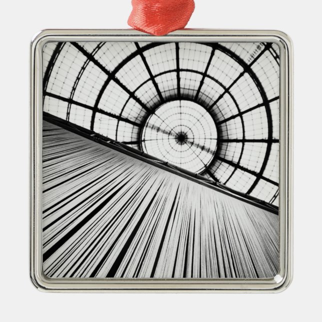 Ornamento De Metal Milano Itália, exibição na Galleria (Frente)