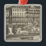 Ornamento De Metal Monmouth House, Primavera Lake Beach, Nova Jersey<br><div class="desc">Monmouth House,  Primavera Lake Beach,  New Jersey. Por Rosa,  Theodore F.; Woolman,  H. C. (187) Publicado por ''Phila: Woolman & Rosa''.</div>