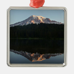 Ornamento De Metal Monte Rainier Refletiu Sunrise I