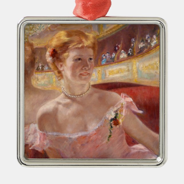 Ornamento De Metal Mulher Americana com Colar Pérola e Vestido Rosa (Frente)