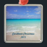Ornamento De Metal Natal tropical da praia do caribe Azure do azul<br><div class="desc">Personalize estes enfeites de natal das caraíbas para comemorar seu Natal no caribe. Um Sandy Beach branco com ondas delicadas e uma vista para o mar vívida da turquesa cristalino molha. O céu azul brilhante e as nuvens macias macias negligenciam este ponto de férias das caraíbas tropical sonhador. Tranquilo e...</div>
