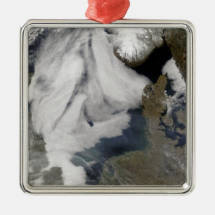 Ornamento De Metal Névoa no Mar do Norte 2