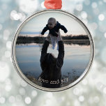 Ornamento De Metal Nova Mãe Amor e Joy Foto de Natal Ornamen de Metal<br><div class="desc">Celebre a nova mãe na sua vida com este Enfeites de natal de fotos de precioso! Carregue sua própria fotografia para este ornamento moderno de "amor e alegria". É o perfeito guardião para se lembrar desta época especial da maternidade. Este ornamento faz um belo e pensativo presente que será apreciado...</div>