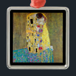 Ornamento De Metal O Beijo de Gustav Klimt, Vintage Art Nouveau<br><div class="desc">O Beijo (Der Kuss) (1907/08) de Gustav Klimt é provavelmente a sua obra mais famosa. Klimt iniciou o seu trabalho em 1907 e é o ponto alto do seu chamado "Período Ouro". O Beijo é uma vintage Era Vitoriana Simbiolismo belo amor pela arte e pintura romântica apresentando um casal romântico...</div>