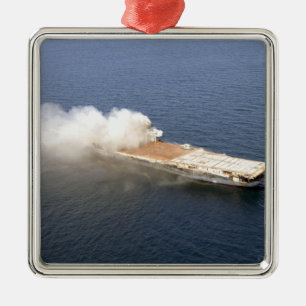 Ornamento De Metal O ex-Oriskany, um carr desarmado dos aviões