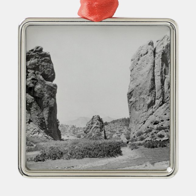 Ornamento De Metal O pico da entrada e do Pike (Frente)