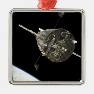 Ornamento De Metal O telescópio espacial de Hubble na órbita acima