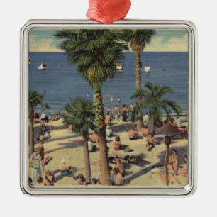 Ornamento De Metal Opinião de Avalon da praia com Sunbathers