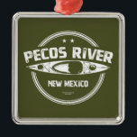 Ornamento De Metal Pecos Rio Novo México Kayaking<br><div class="desc">O rio Pecos sai do Pecos Wilderness,  através de ceifas granitas e cachoeiras robustas,  e passa por pequenos prados de montanha alta.</div>