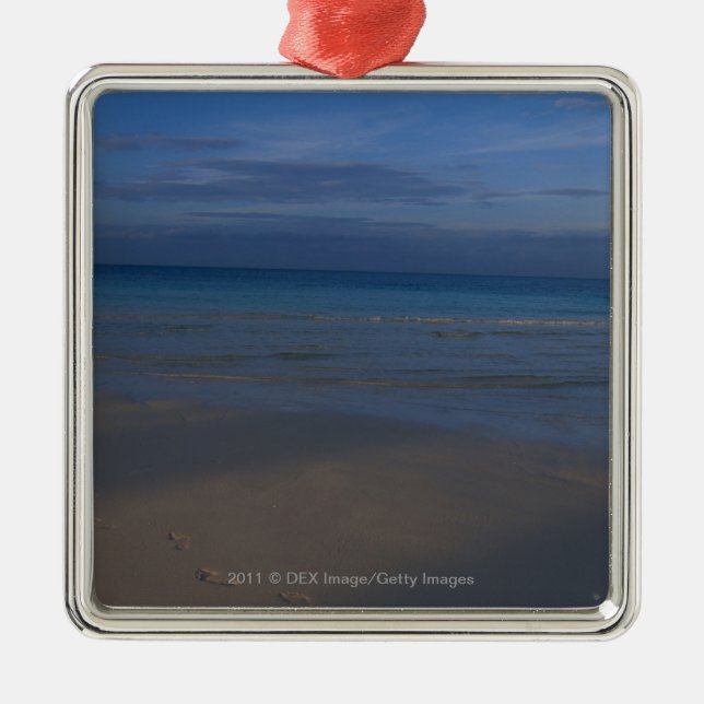 Ornamento De Metal Pegadas na praia (Frente)