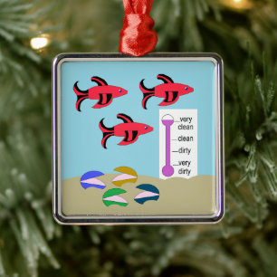 Ornamento De Metal Peixes Vermelhos e Pretos Nadando com Mariscos: