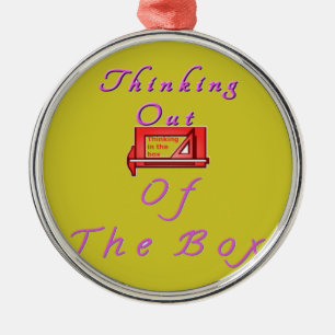Ornamento De Metal Pensando fora da caixa.