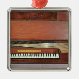 Ornamento De Metal Piano quadrado, 1767 (foto)