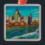 Ornamento De Metal Pike dianteiro e praia de banho, Long Beach<br><div class="desc">Pike dianteiro e praia de banho,  Long Beach - Long Beach,  CA foi criada em 1940. Esta imagem descreve cenas de Long Beach,  CA.</div>