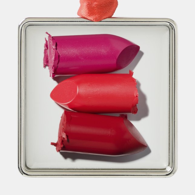 Ornamento De Metal Pilha de batom quebrado (Frente)