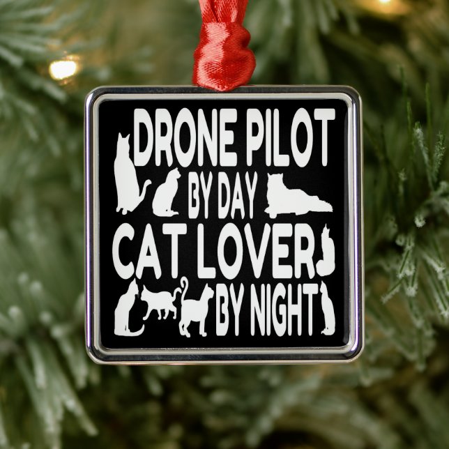 Ornamento De Metal Piloto Drone ama Gatos (Árvore)