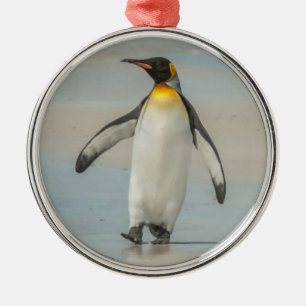 Ornamento De Metal Pinguim caminhando na praia