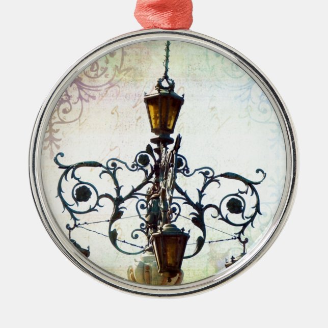 Ornamento De Metal Plaza Light 4 (Frente)