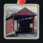 Ornamento De Metal Ponte coberta<br><div class="desc">Ponte coberta</div>