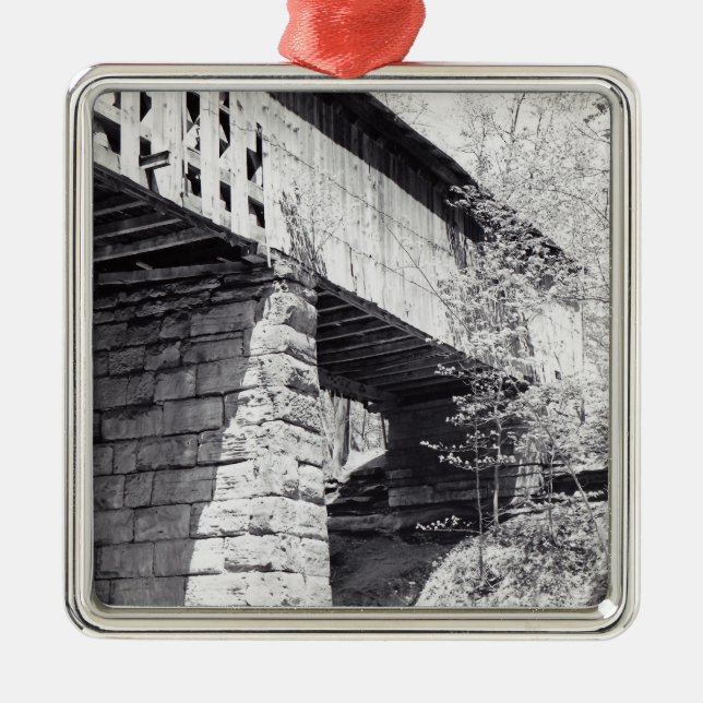 Ornamento De Metal Ponte coberta (Frente)