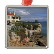 Portugal, Cascais. Praia da Rainha, uma praia em 2