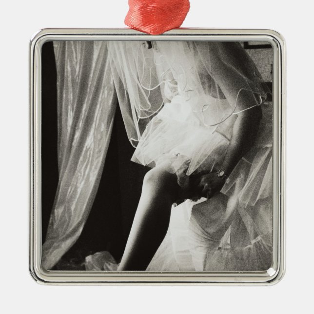 Ornamento De Metal <Preparing> por Kim Koza (Frente)