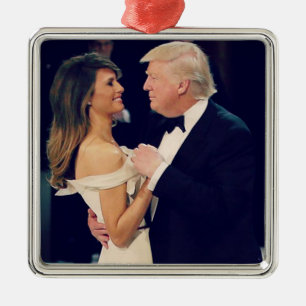 Ornamento De Metal Presidente Trump e Melania Dancing