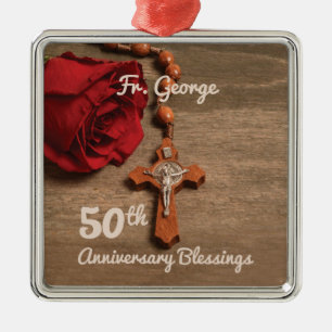 Ornamento De Metal Priest 50ª Ordenação Rosa e Rosary